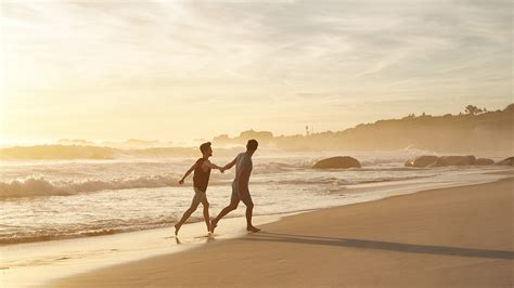 Las playas con mejor ambiente gay de España